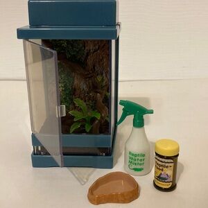 American Girl Doll Terrarium with accessories and light - chameleon NOT included